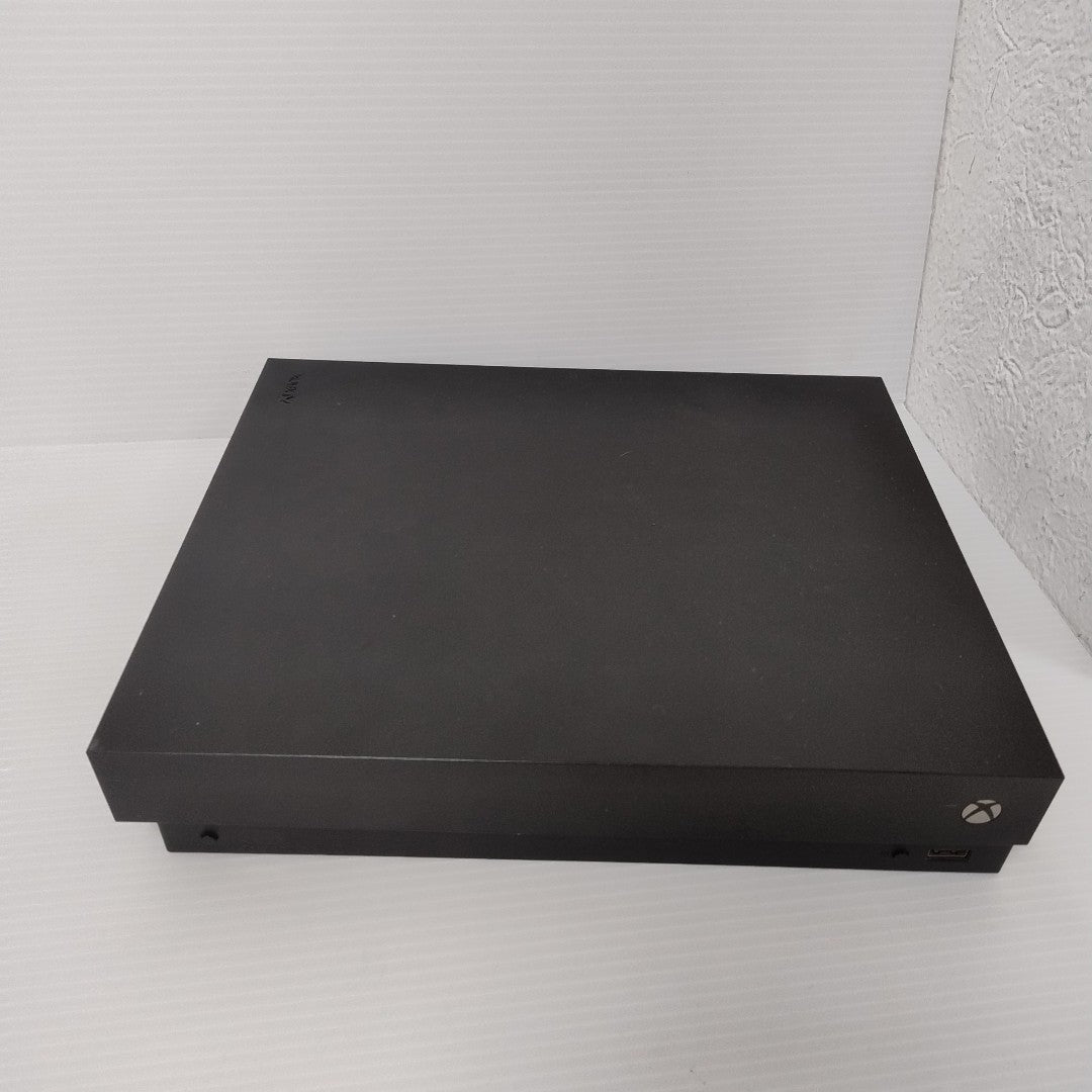 CONSOLA DE VIDEOJUEGO MICROSOFT XBOX ONE X 1 TB (SEMINUEVO)