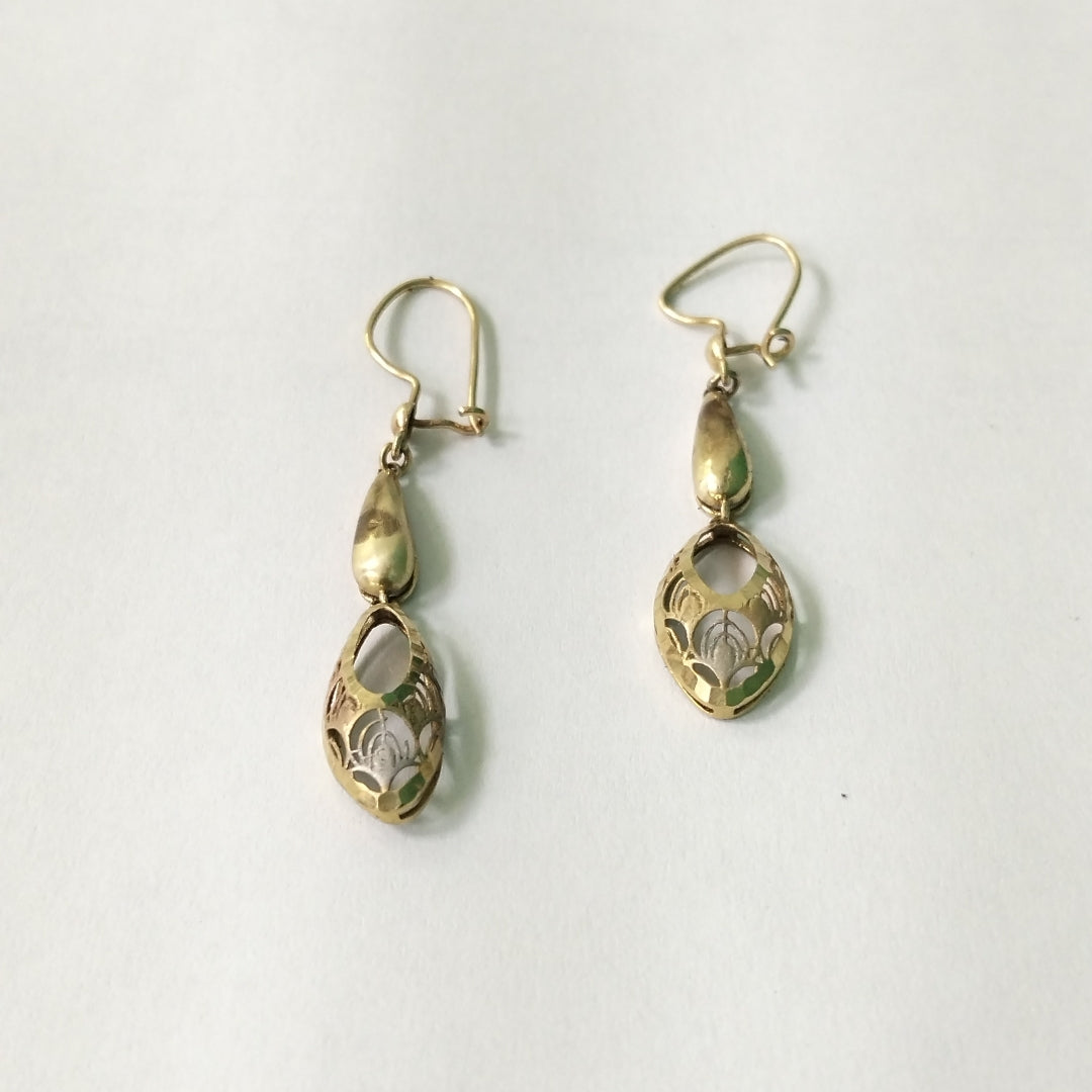 ARETES PAR ORO 10 K 1.9 GRMS (SEMINUEVO)