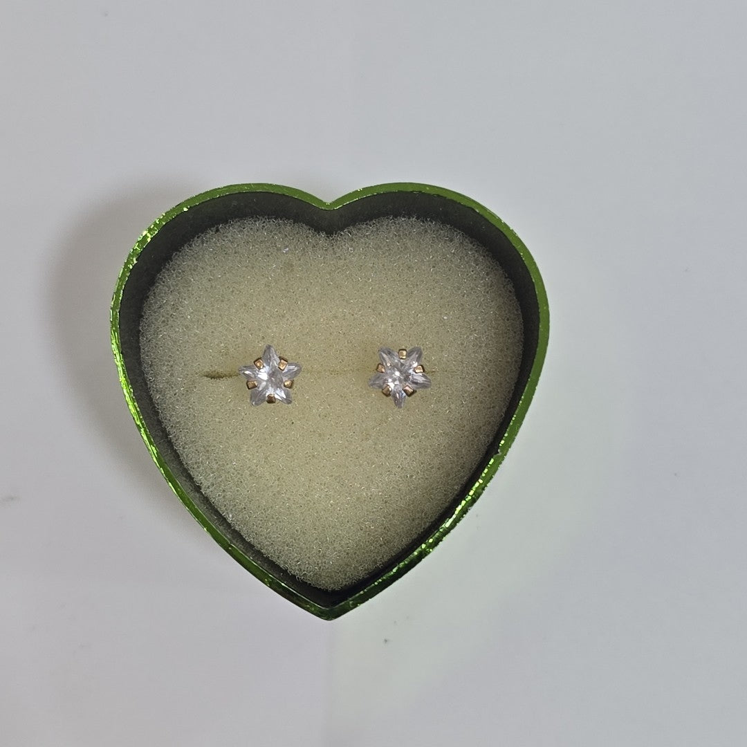ARETES PAR ORO 14 K 0,90 GRMS (SEMINUEVO)