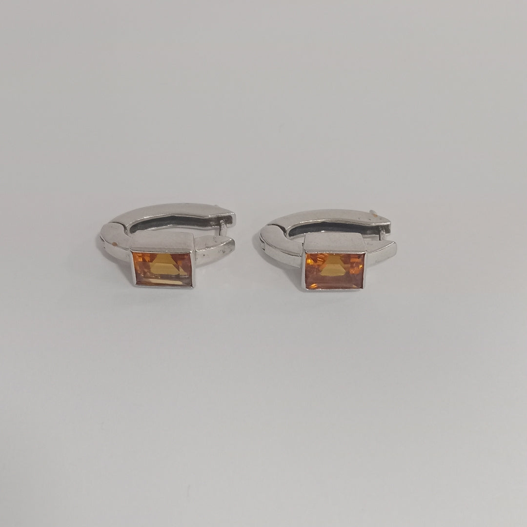 ARETES PAR ORO BLANCO 14 K 7,10 GRMS (SEMINUEVO)