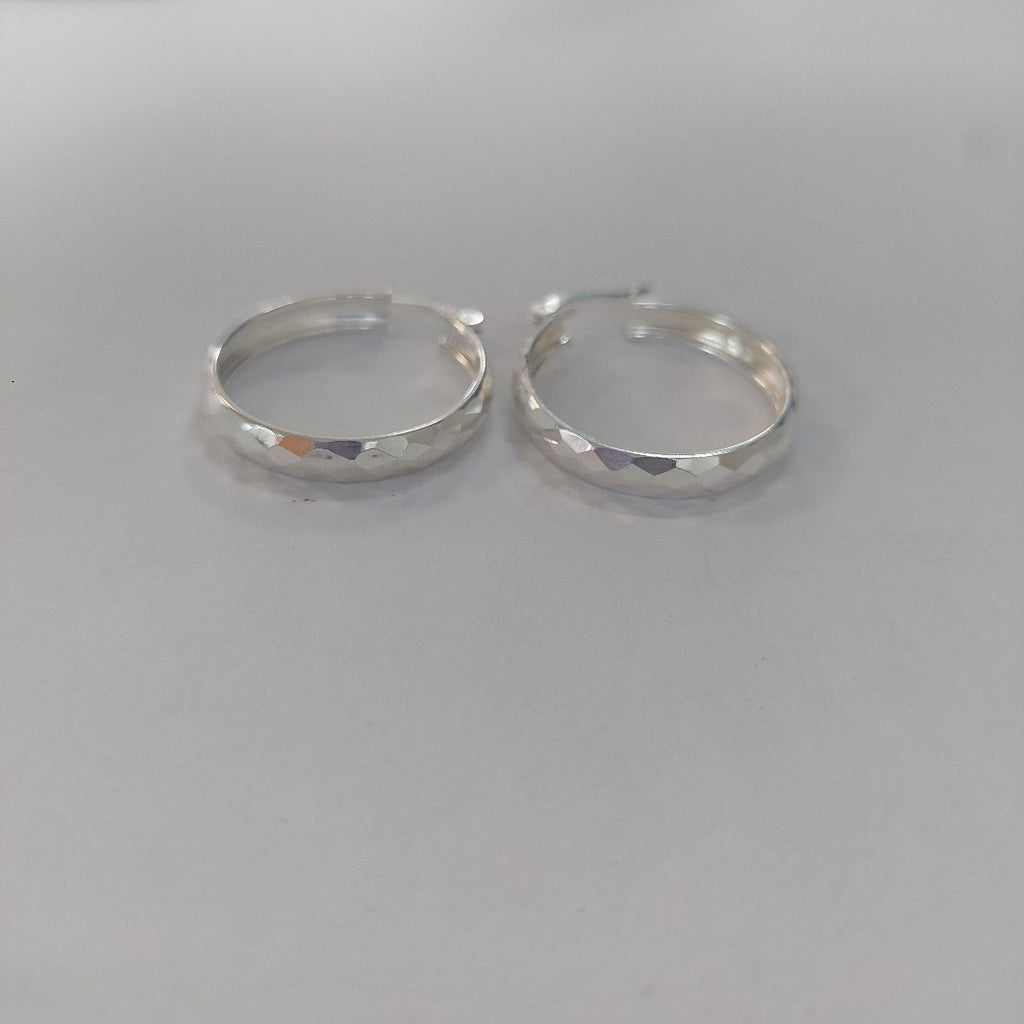 ARETES ARRACADAS FACETADAS PLATA .925 2.5 GR (NUEVO)