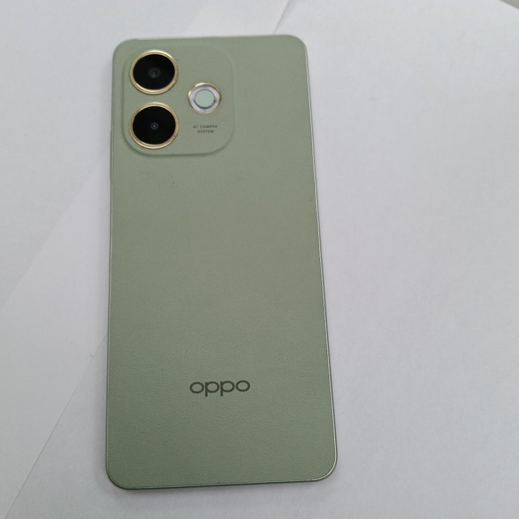 CELULAR OPPO A5 PRO CPH2711 (2025) 256 GB 8 GB RAM (SEMINUEVO)