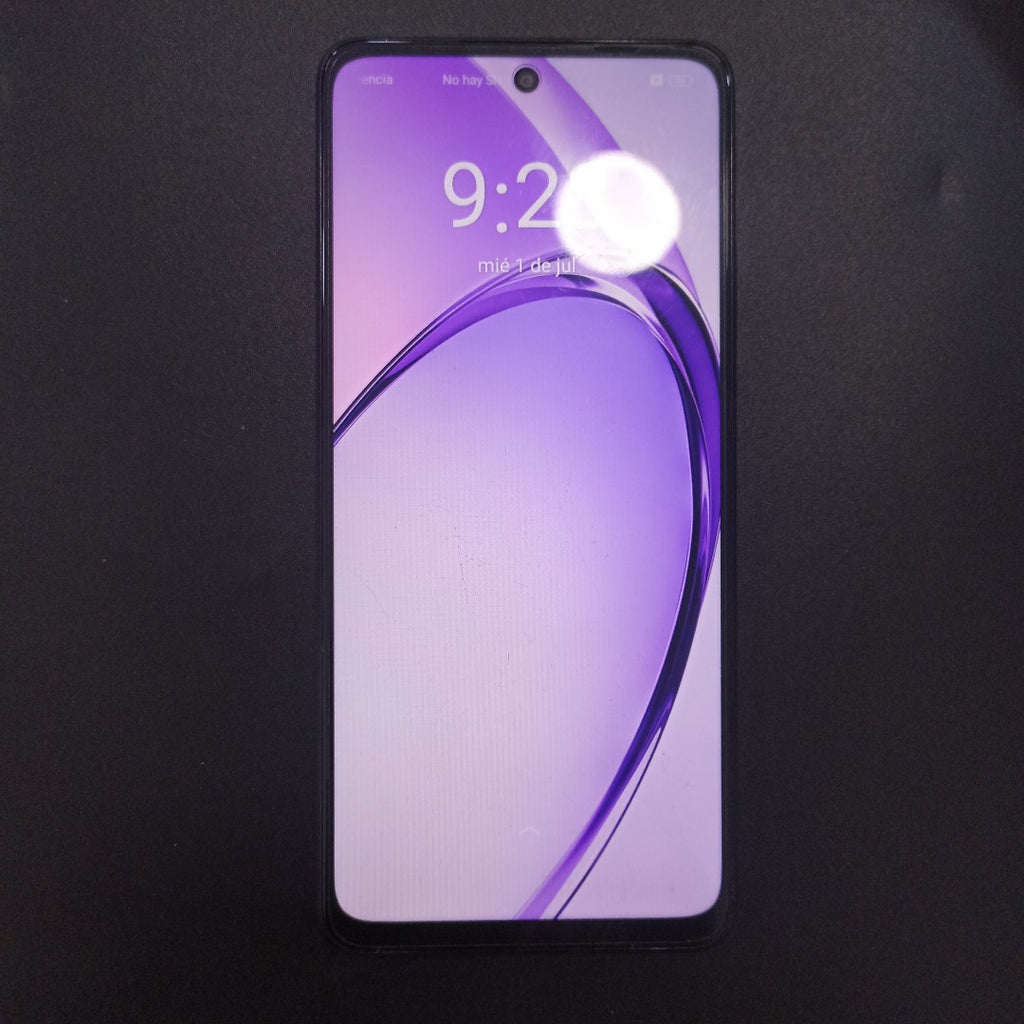 CELULAR OPPO A40 CPH2669 (2024) 256 GB 4 GB RAM (SEMINUEVO)