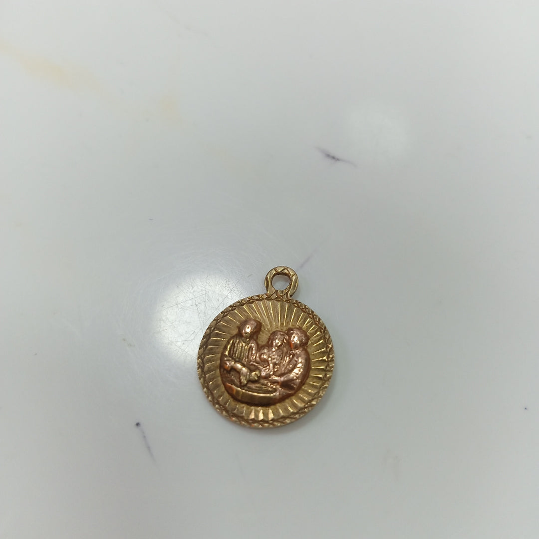 MEDALLA RELIGIOSA ORO 10 K 1,40 GRMS (SEMINUEVO)
