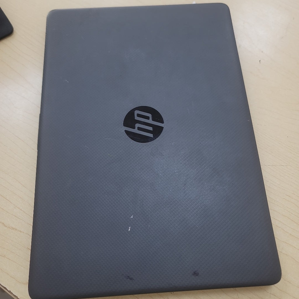 LAPTOP HP 245 G9 (2024) 256 GB SSD 8 GB RAM (SEMINUEVO)