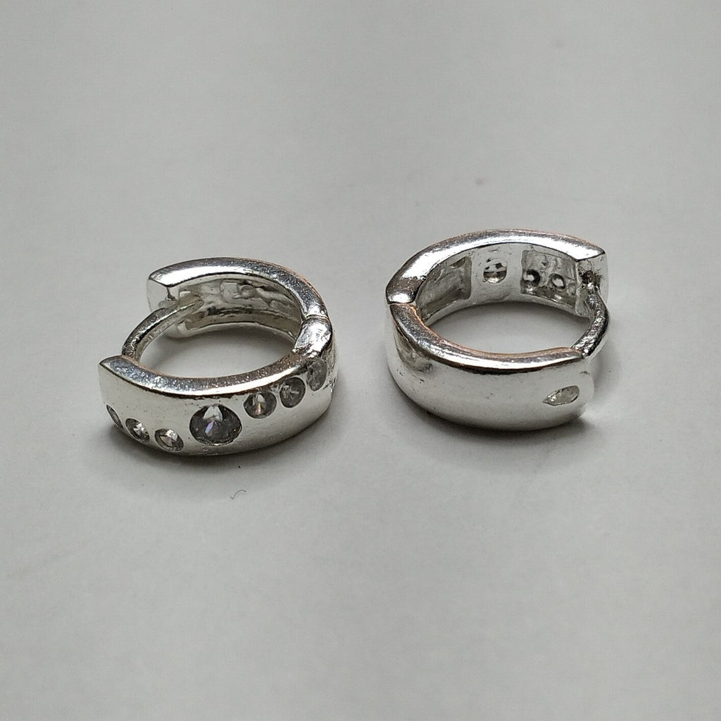 ARRACADAS C/CIRCONIAS PLATA .925 2.4 GR (NUEVO)