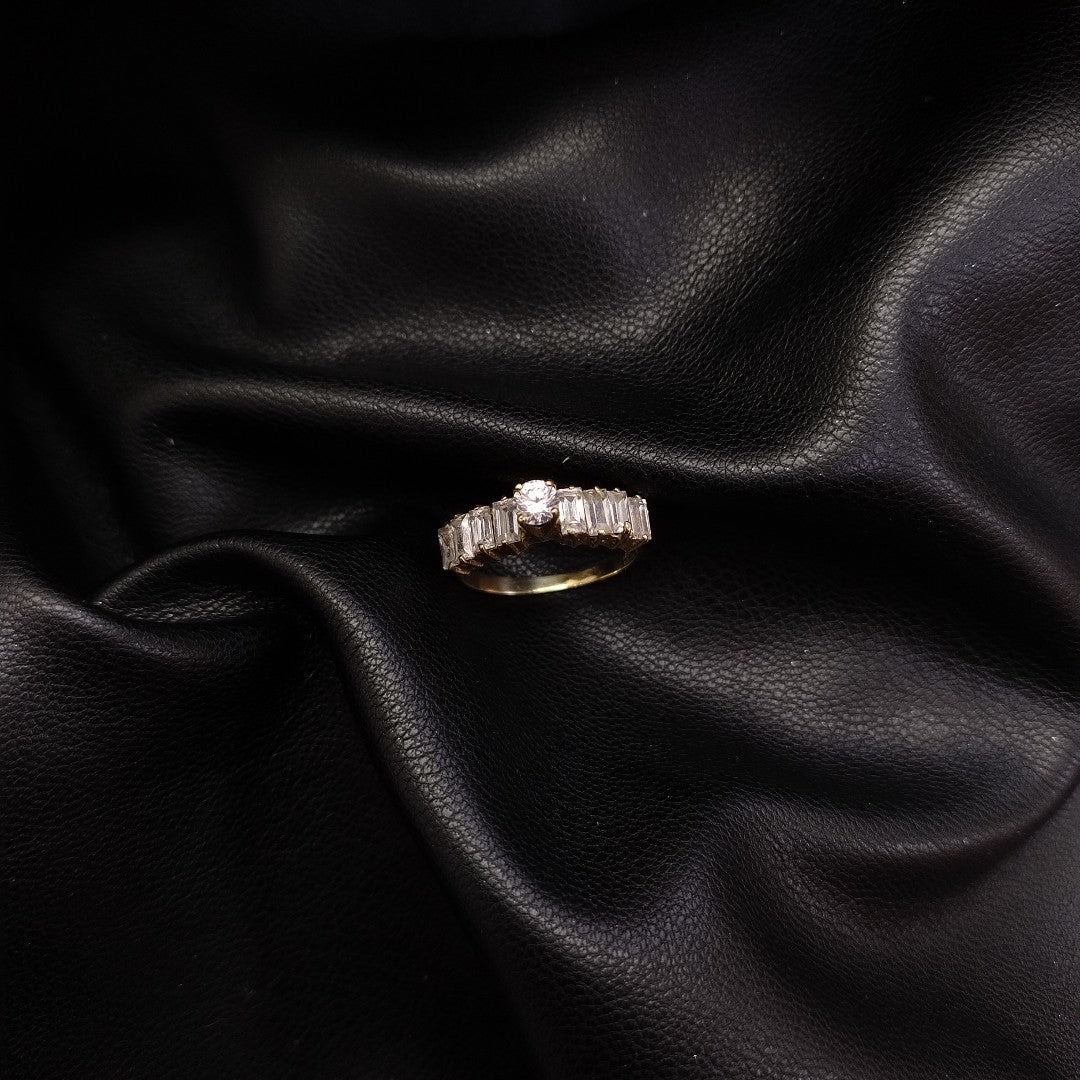 ANILLO ORO 10 K 1,70 GRMS (SEMINUEVO)