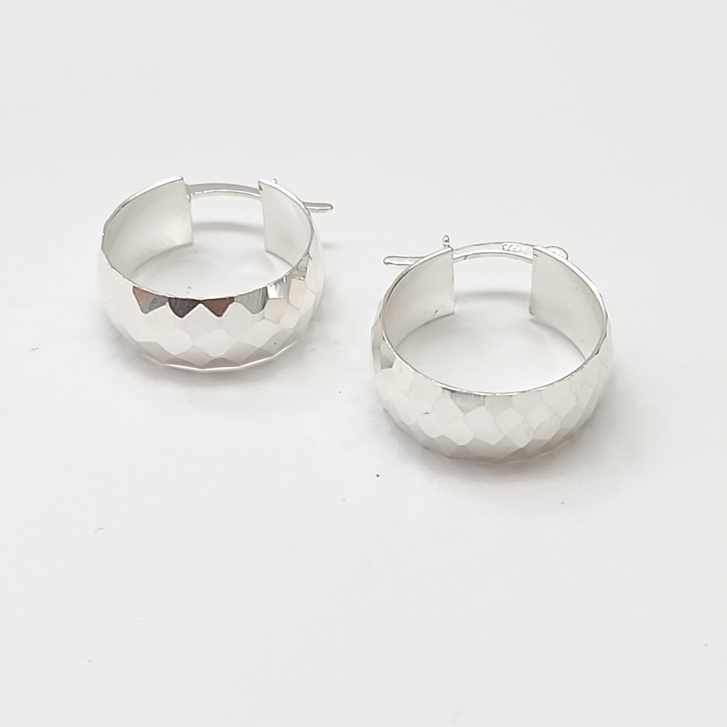 ARETES ARRACADAS FACETADAS PLATA .925 2.8 GR (NUEVO)