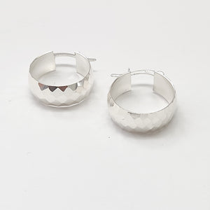 ARETES ARRACADAS FACETADAS PLATA .925 2.8 GR (NUEVO)