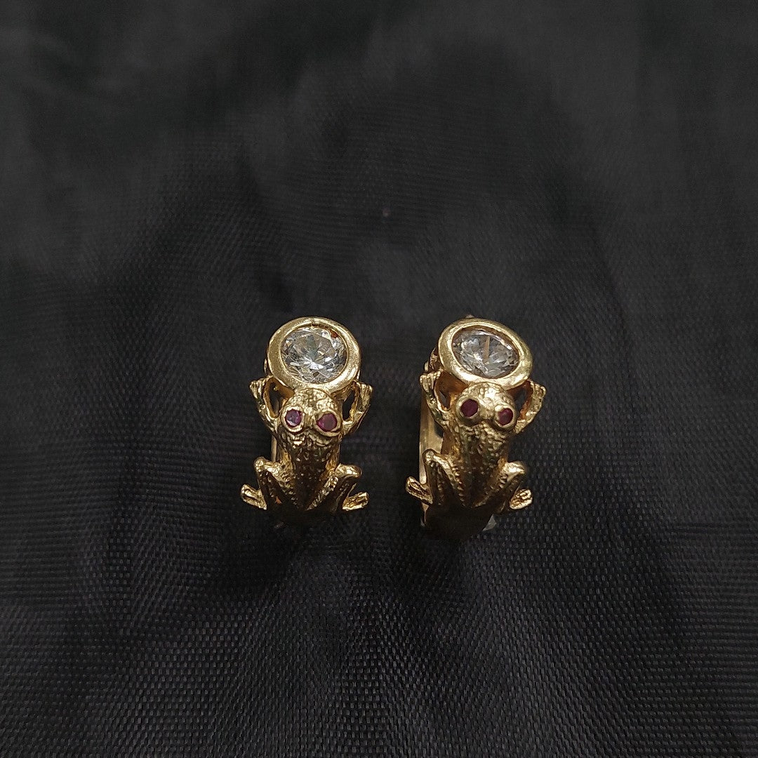 ARRACADAS PAR ORO 14 K 3.1 GRMS (SEMINUEVO)
