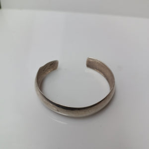 PULSERA RIGIDA PLATA 14.7 GRMS (SEMINUEVO)