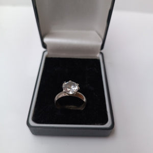 ANILLITO PLATA 3.9 GRMS (SEMINUEVO)