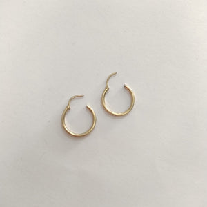 ARRACADAS PAR ORO 10 K 1 GRMS (SEMINUEVO)