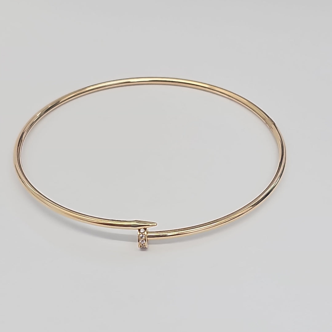 PULSERA CLAVO ORO 14K 2.8 (NUEVO)