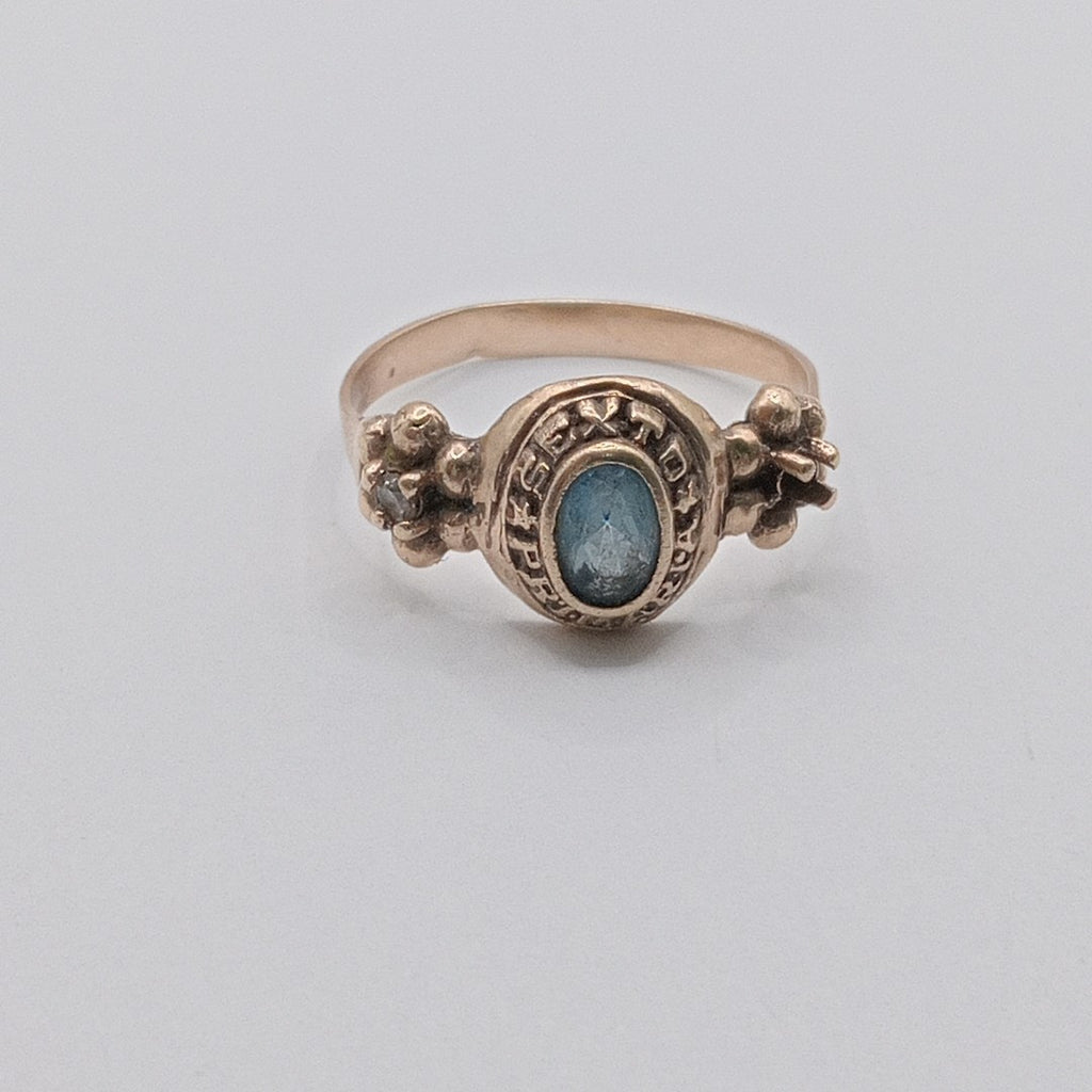 ANILLO DE GRADUACIÓN ORO 8 K 2.7 GRMS (SEMINUEVO)