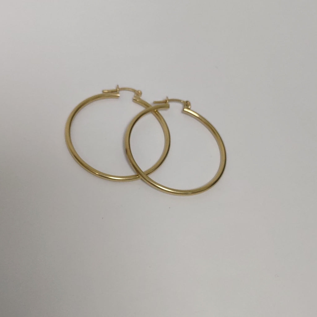 ARRACADAS PAR ORO 14 K 3.3 GRMS (SEMINUEVO)