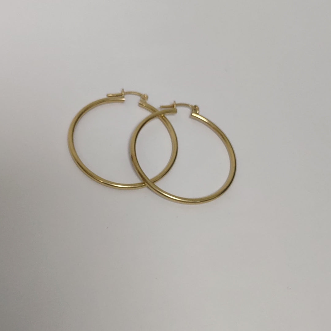 ARRACADAS PAR ORO 14 K 3.3 GRMS (SEMINUEVO)