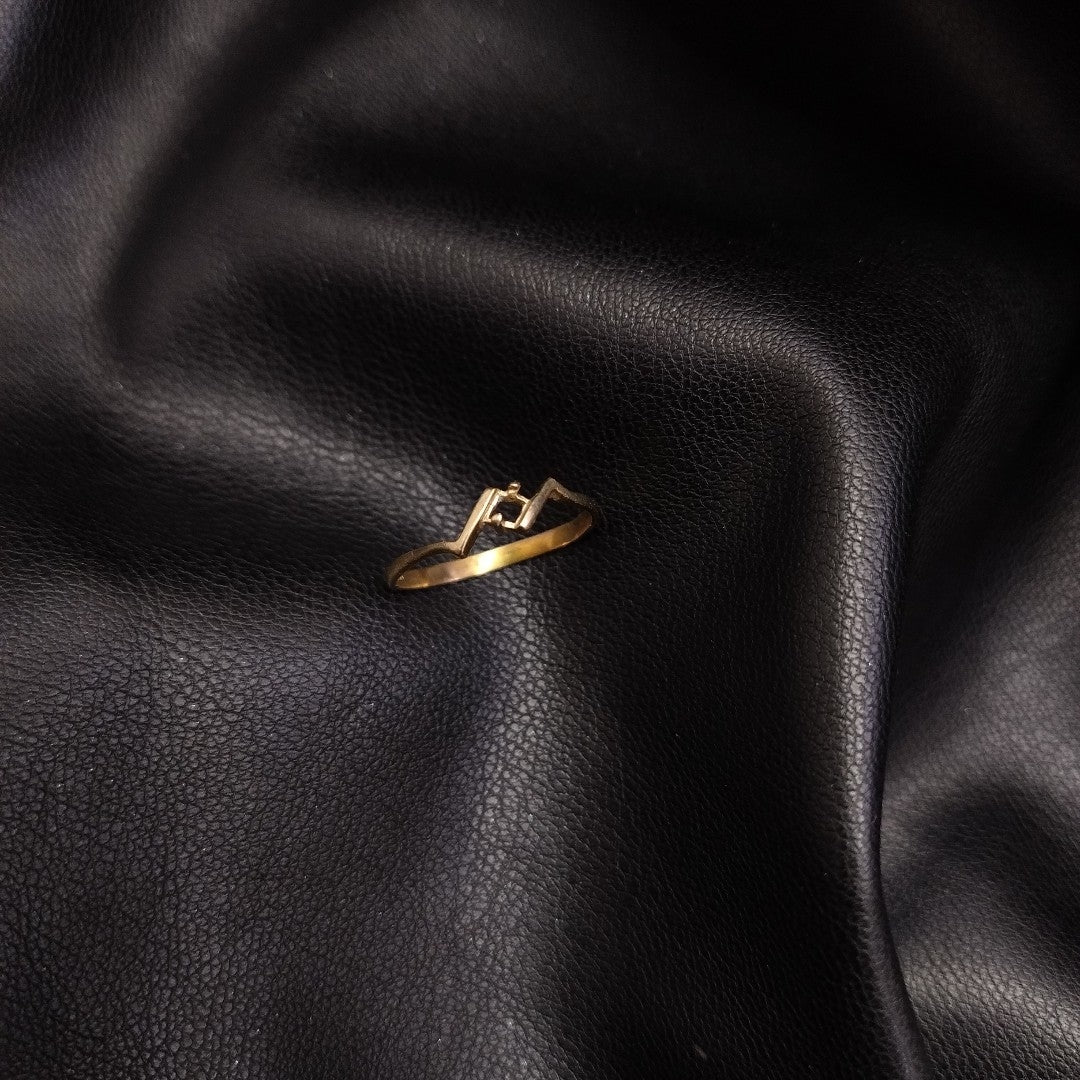 ANILLO ORO 10 K 0,80 GRMS (SEMINUEVO)