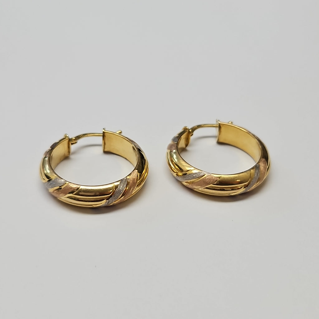 ARETES PAR ORO COMBINADO 14 K 3.5 GRMS (SEMINUEVO)