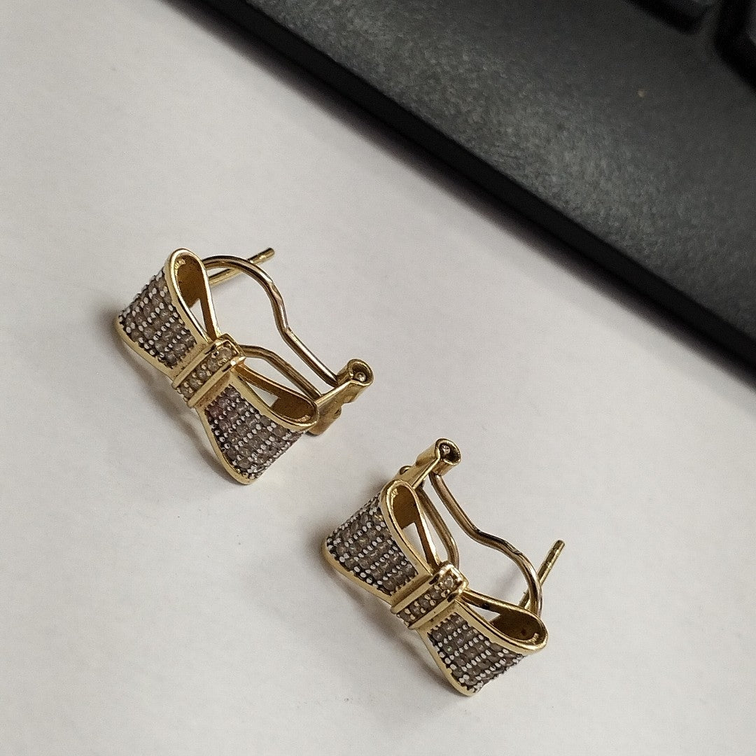 ARETES PAR ORO 14 K 2.7 GRMS (SEMINUEVO)