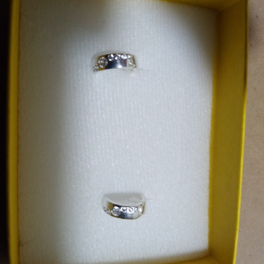 ARRACADAS C/CIRCONIAS PLATA .925 2.4 GR (NUEVO)