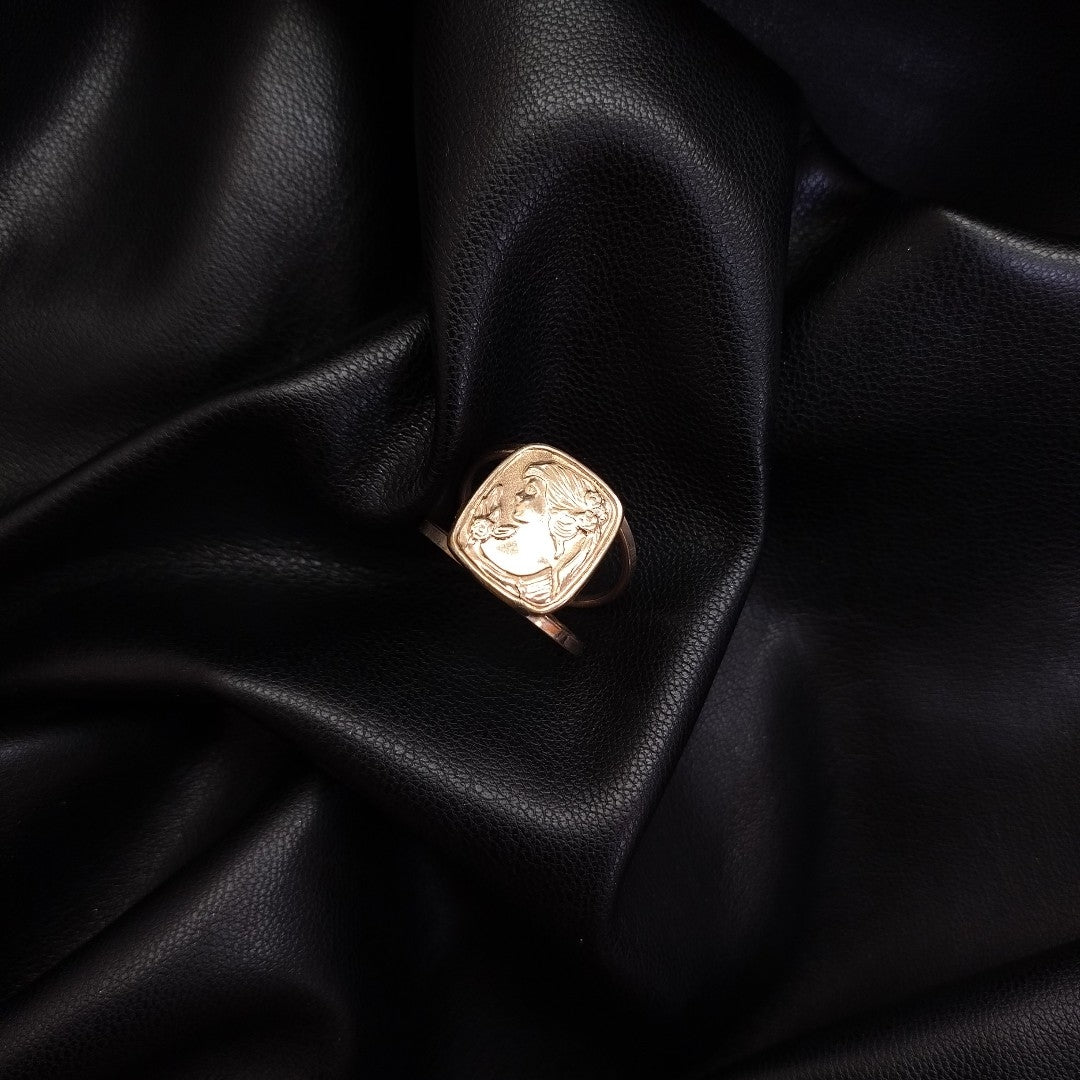 ANILLO ORO 10 K 2,50 GRMS (SEMINUEVO)