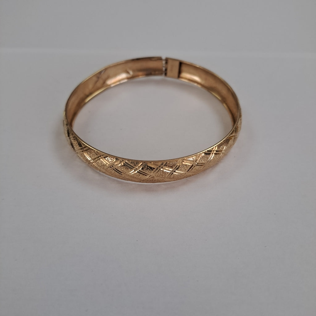 PULSERA RIGIDA ORO 10 K 6.9 GRMS (SEMINUEVO)