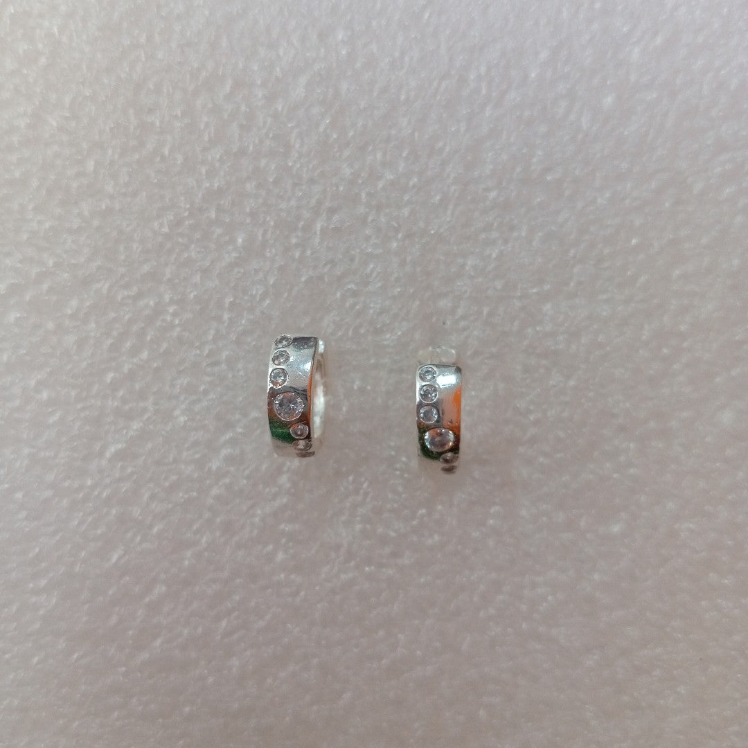 ARRACADAS C/CIRCONIAS PLATA .925 2.4 GR (NUEVO)