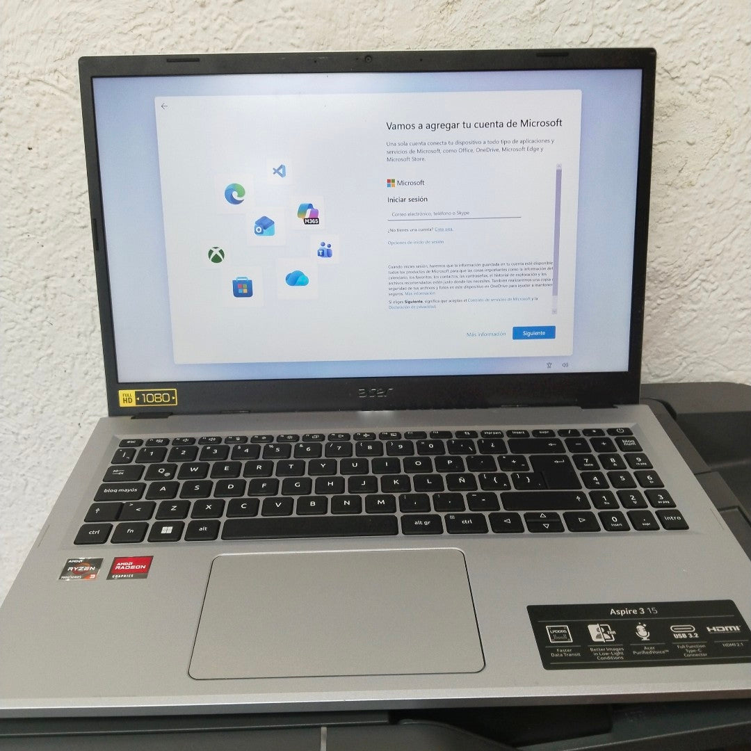 LAPTOP ACER ASPIRE 3 A315-24P-R625 (2023) 512 GB SSD 8 GB RAM (SEMINUEVO)