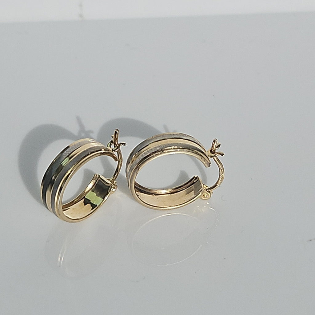ARETES ARRACADAS ORO 10K 1.6 GR (NUEVO)