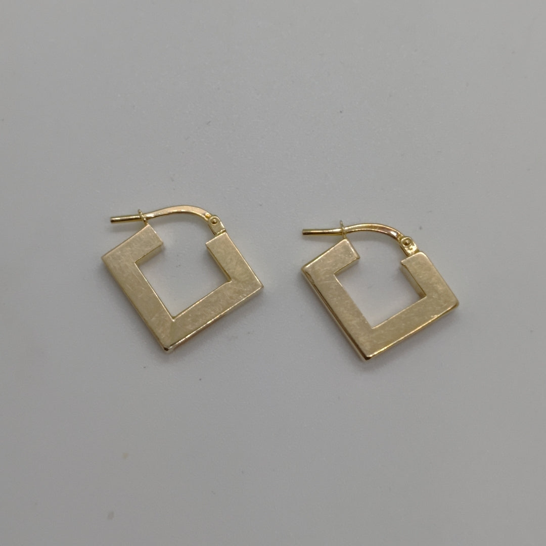 ARRACADAS PAR ORO 10 K 2.1 GRMS (SEMINUEVO)