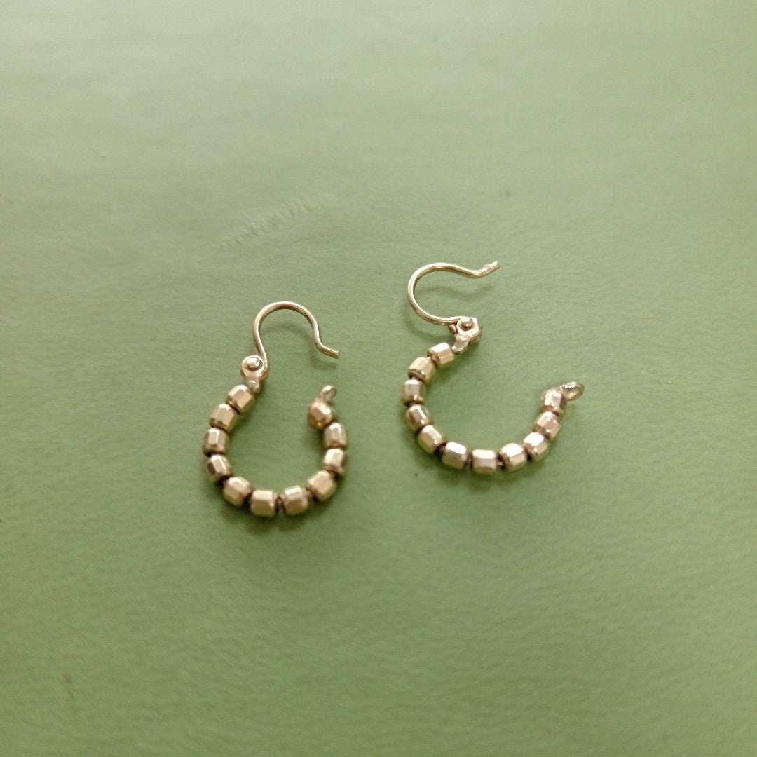 ARETES PAR ORO 10 K 1,10 GRMS (SEMINUEVO)