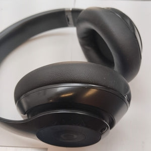 AUDIFONOS BEATS STUDIO PRO INALAMBRICO OVER EAR (SEMINUEVO)