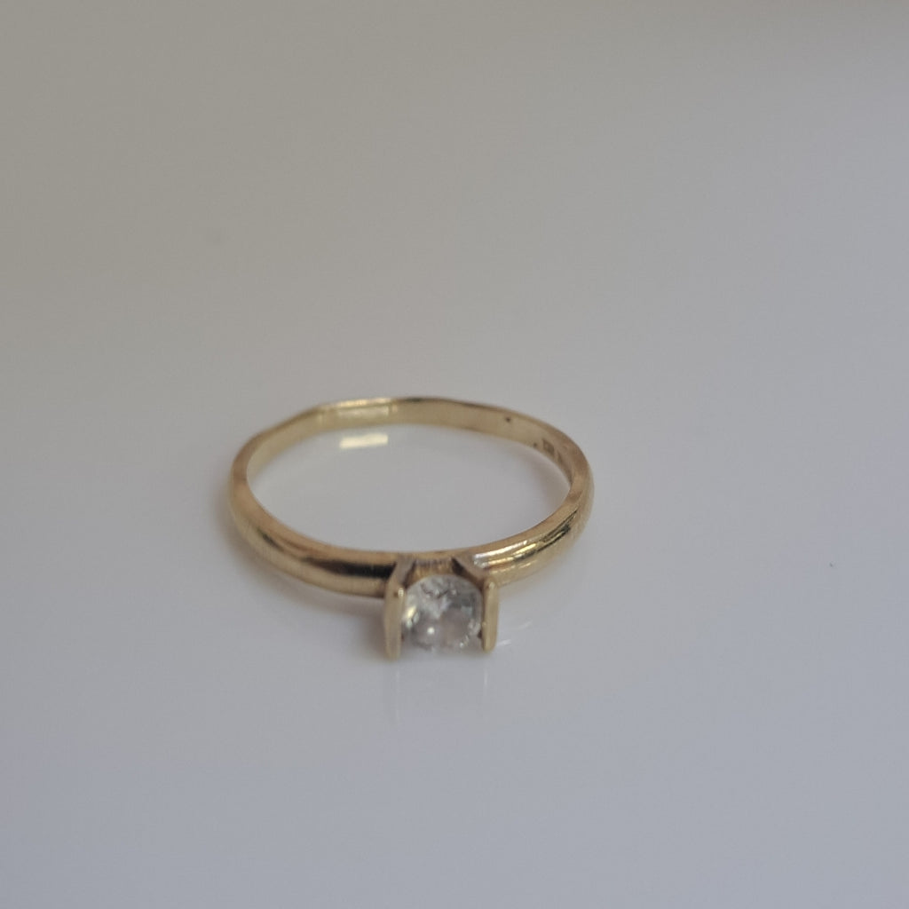SOLITARIO ORO 10 K 1.3 GRMS (SEMINUEVO)