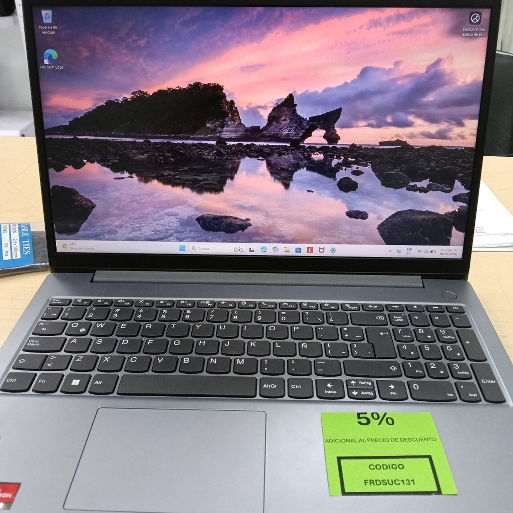 LAPTOP LENOVO V15 G4 AMN (205) 512 GB SSD 8 GB RAM (SEMINUEVO)