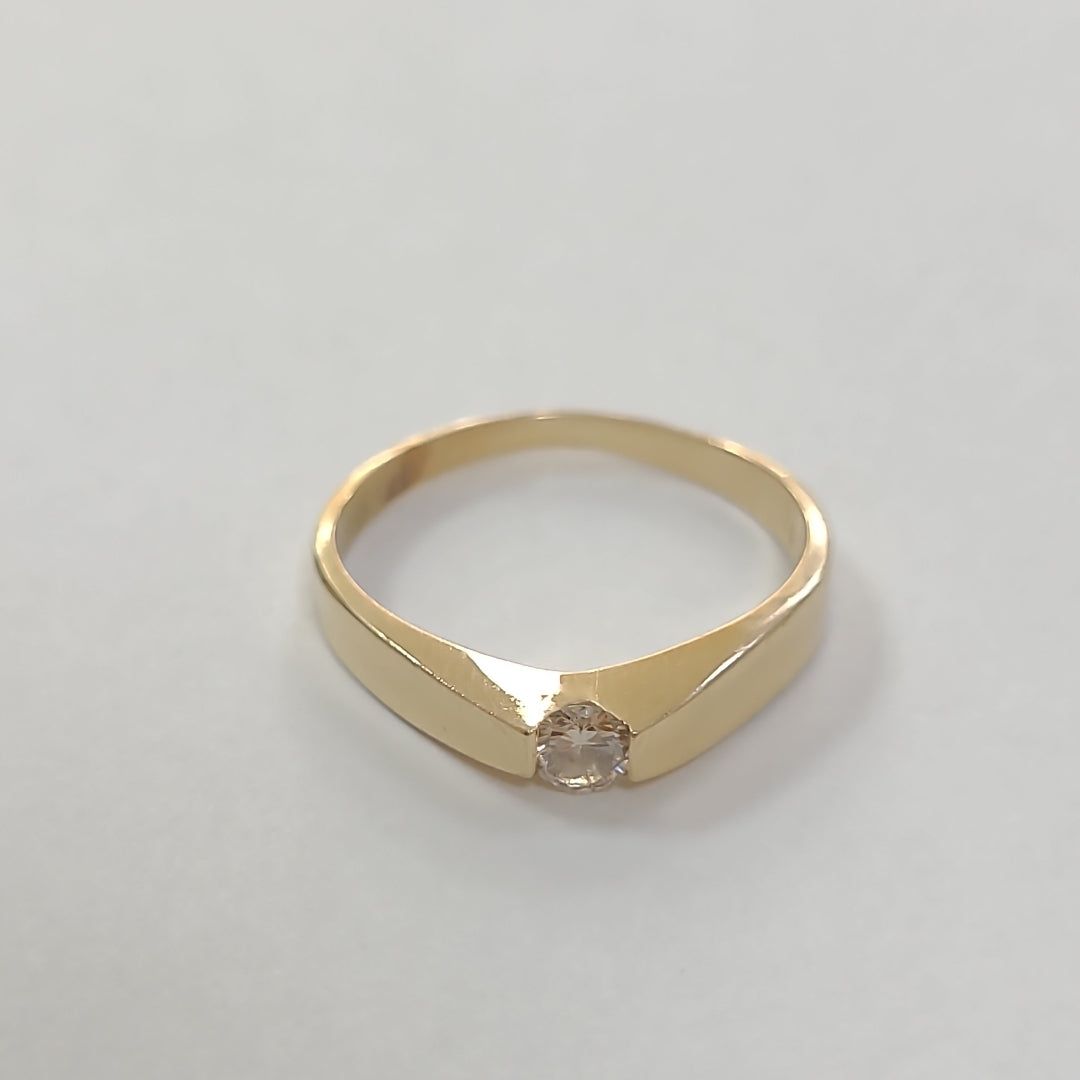 SOLITARIO ORO 14 K 2.8 GRMS (SEMINUEVO)