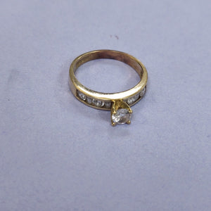 ANILLO ORO 10 K 2.8 GRMS (SEMINUEVO)