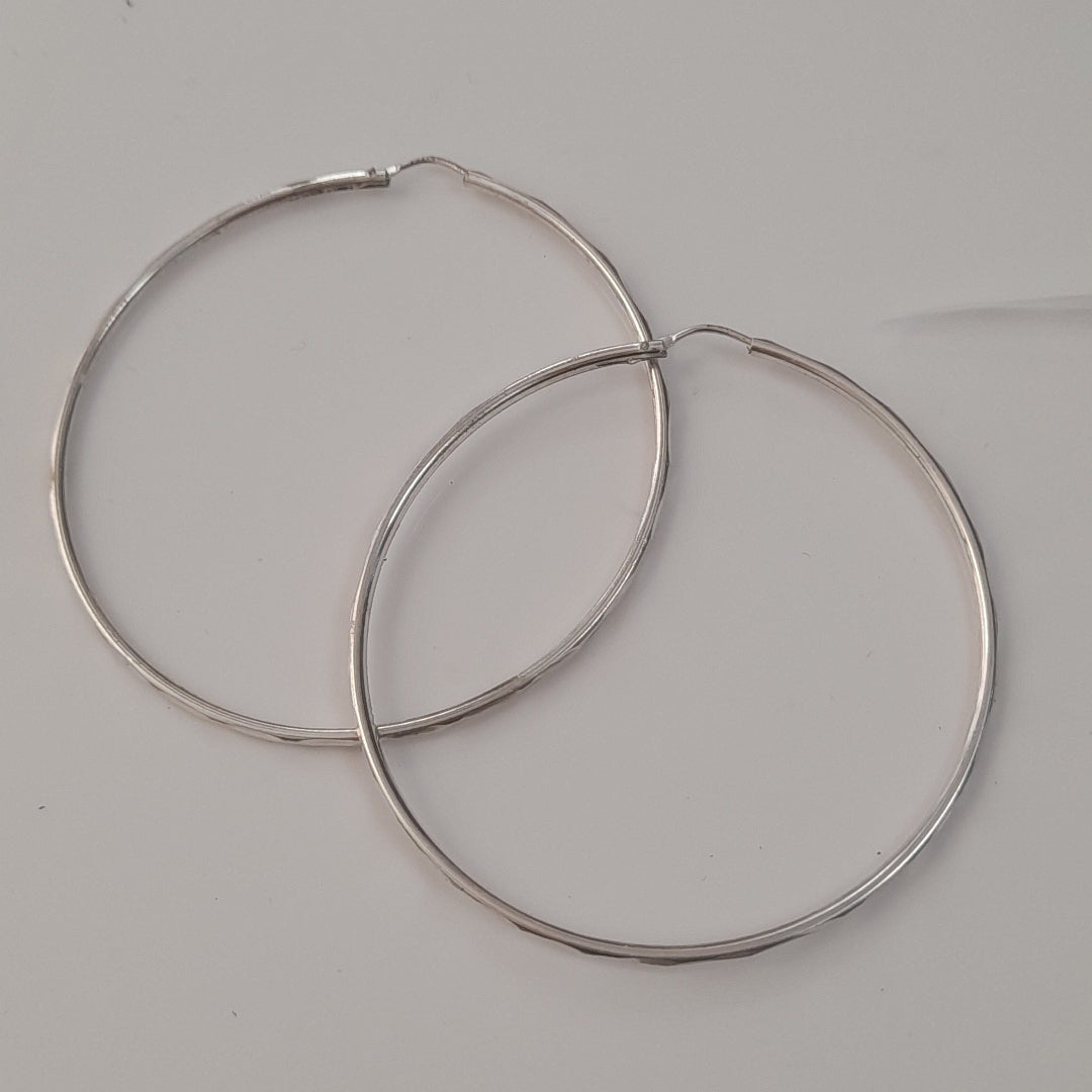 ARRACADAS PAR PLATA 4 GRMS (SEMINUEVO)