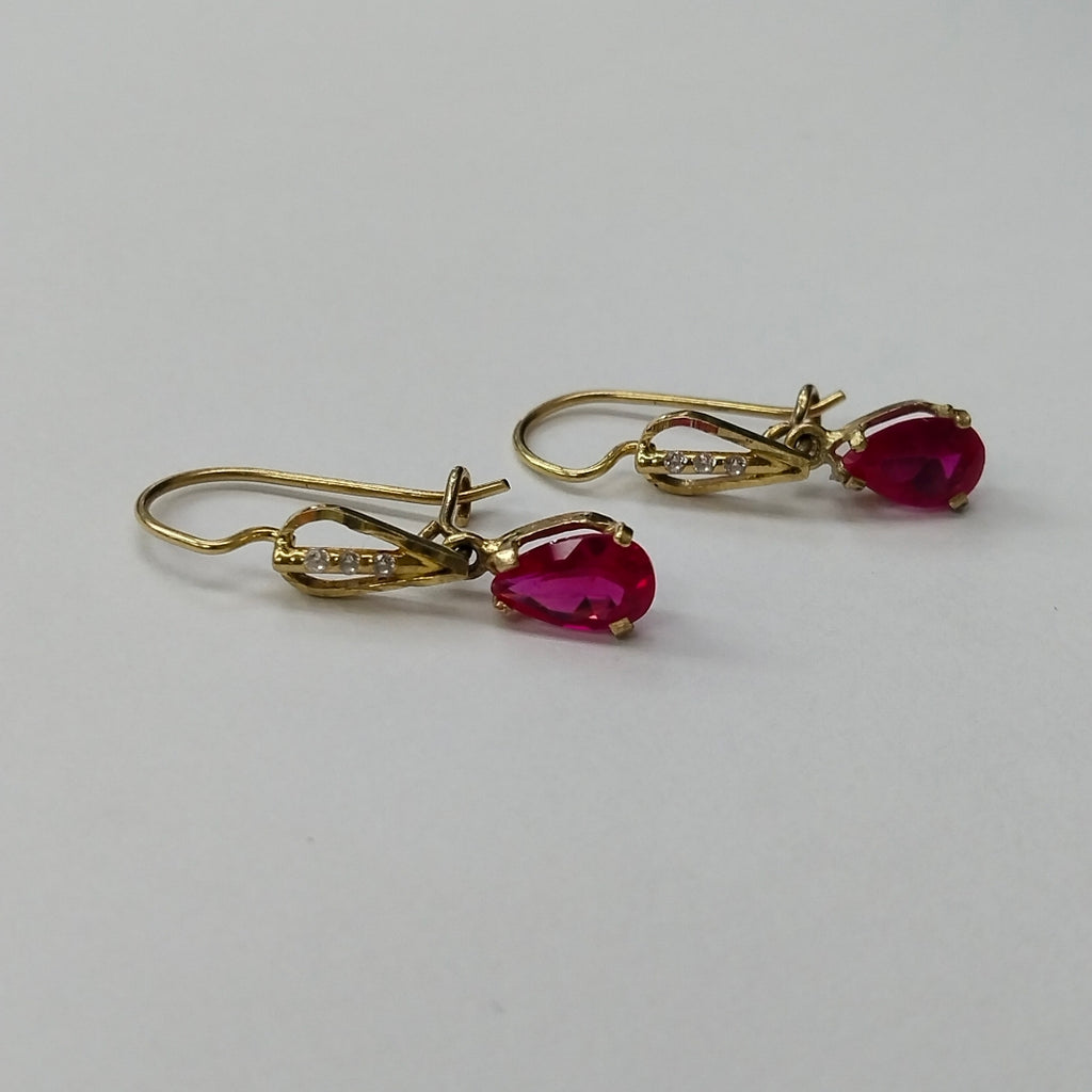 ARETES PAR ORO 10 K 1.8 GRMS (SEMINUEVO)
