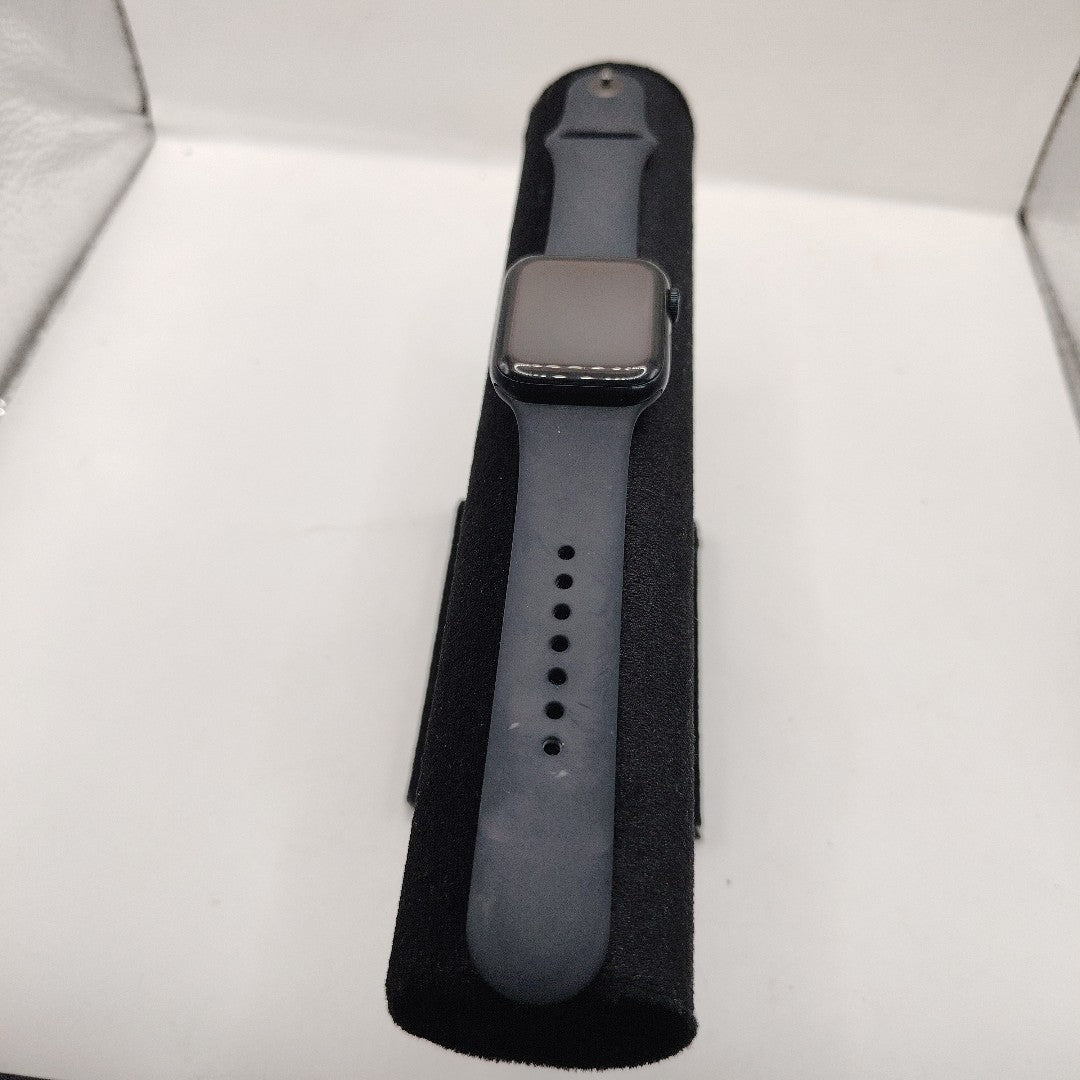 SMARTWATCH APPLE SE 2 ALUMINIO A2723 44 MM GPS (SEMINUEVO)