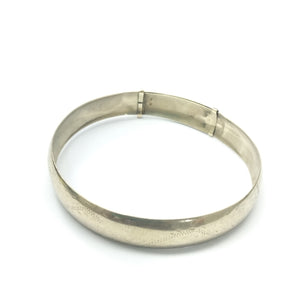 PULSERA RIGIDA ORO 14 K 13.4 GRMS (SEMINUEVO)