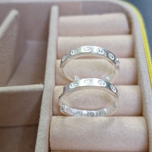 ARETES ARRACADAS FIG TORNILLOS PLATA .925 2.73 GR (NUEVO)