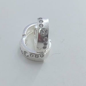 ARRACADAS C/CIRCONIAS PLATA .925 2.4 GR (NUEVO)