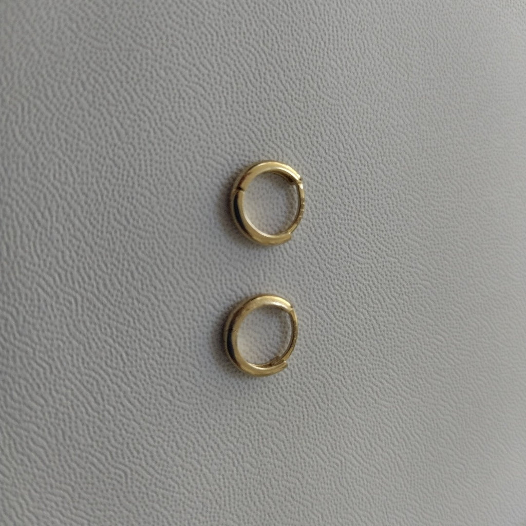 HUGGIES ORO 14K 1.1 (NUEVO)