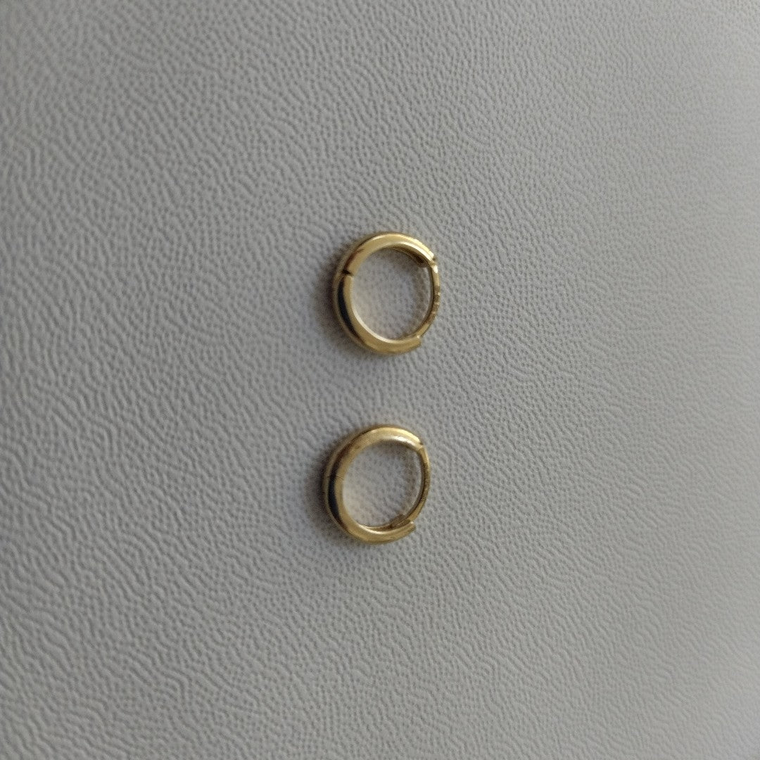 HUGGIES ORO 14K 1.1 (NUEVO)