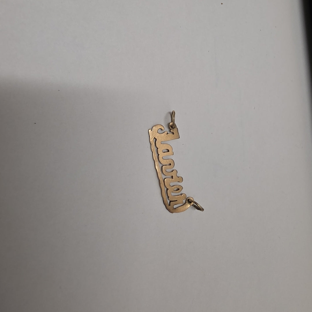 DIJE ORO 10 K 0.9 GRMS (SEMINUEVO)