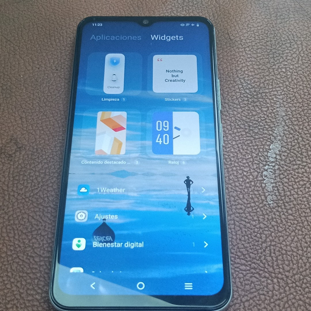 CELULAR VIVO Y18 V2333 256 GB 8 GB RAM (SEMINUEVO)