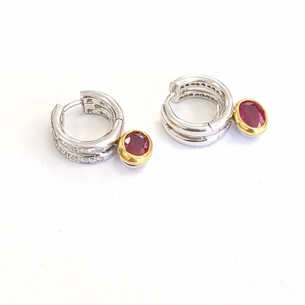 ARRACADAS PAR ORO COMBINADO 18 K 10.7 GRMS (SEMINUEVO)