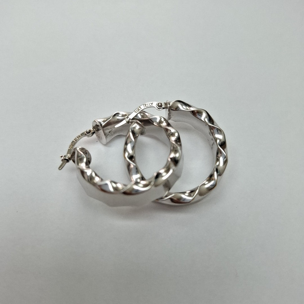 ARETES PAR ORO BLANCO 14 K 4,60 GRMS (SEMINUEVO)