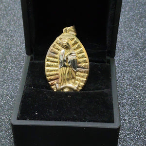 DIJE ORO 10 K 5,20 GRMS (SEMINUEVO)